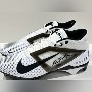 Nike Alpha Menace 4 Pro Mens Size 15 Football Cleats in White And Black